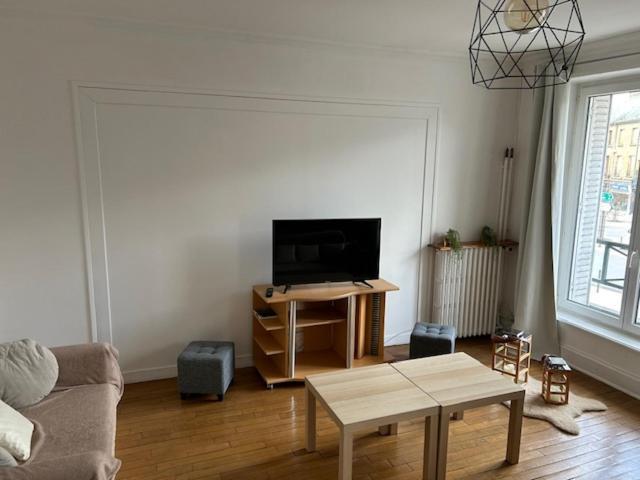 Hubert Apartment *