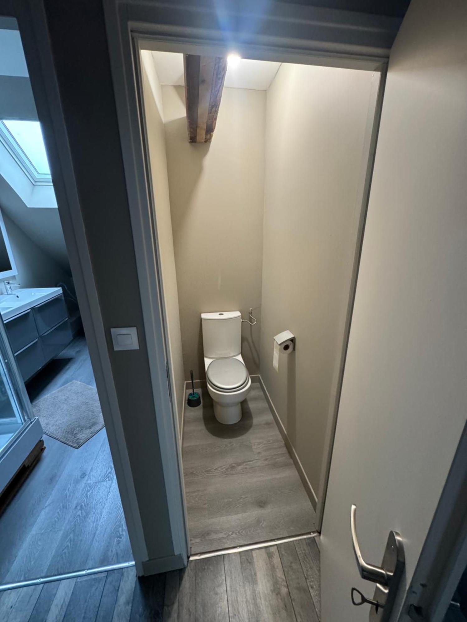 Hubert Apartment